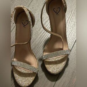 Windsor Elegant Gold Strappy Women's Heels